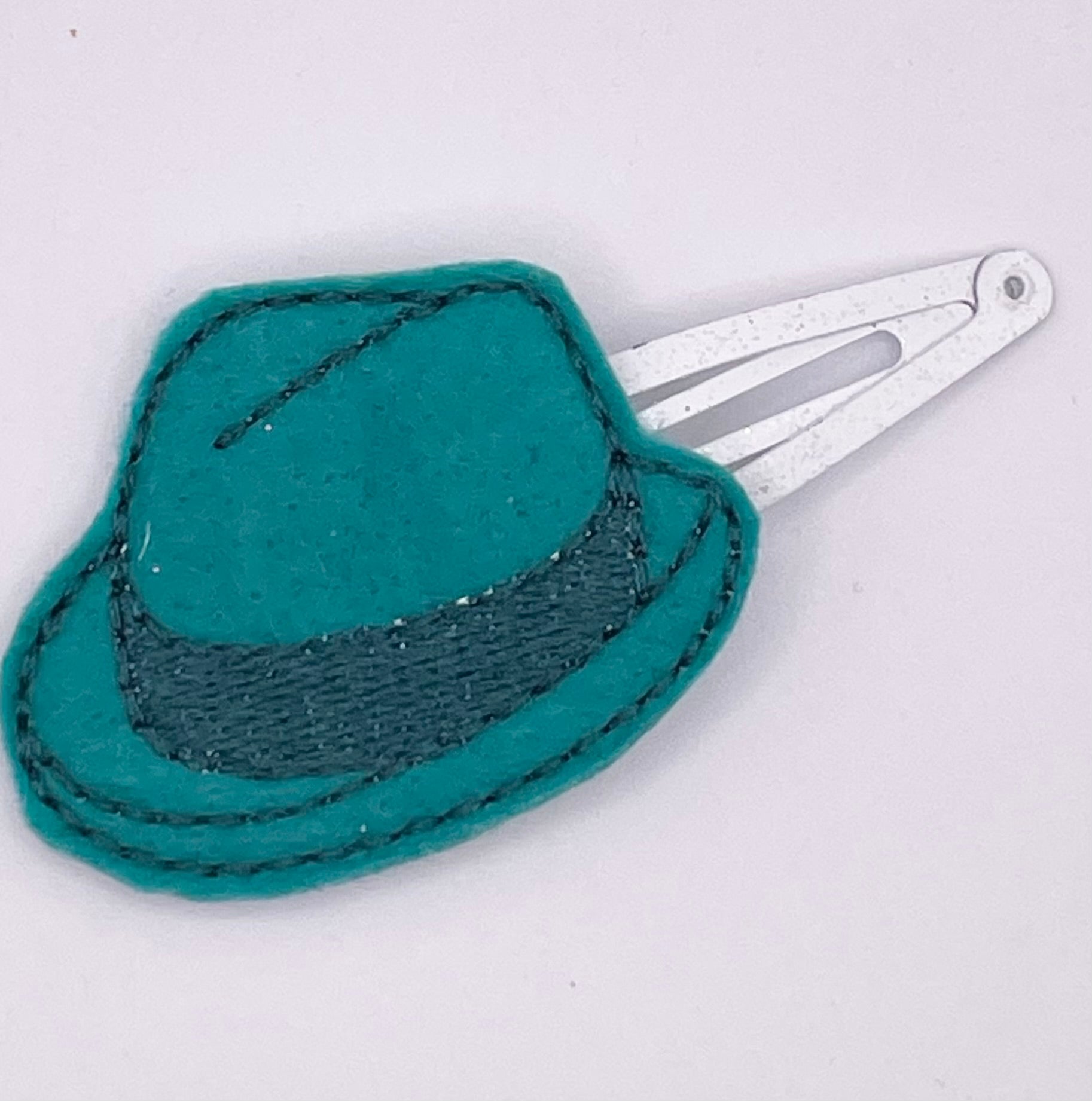 Green Hat Feltie Snap Clip